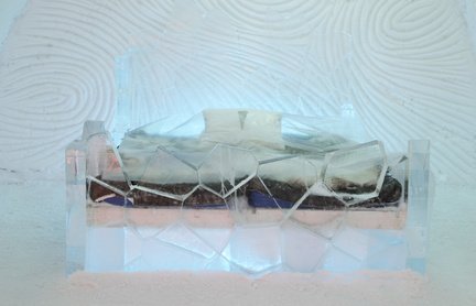 Ice-Hotel (C) Marco Regalia, fotolia